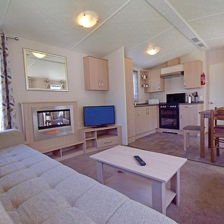 Mercury Yacht Harbour And Holiday Park Lower Swanwick ภายนอก รูปภาพ
